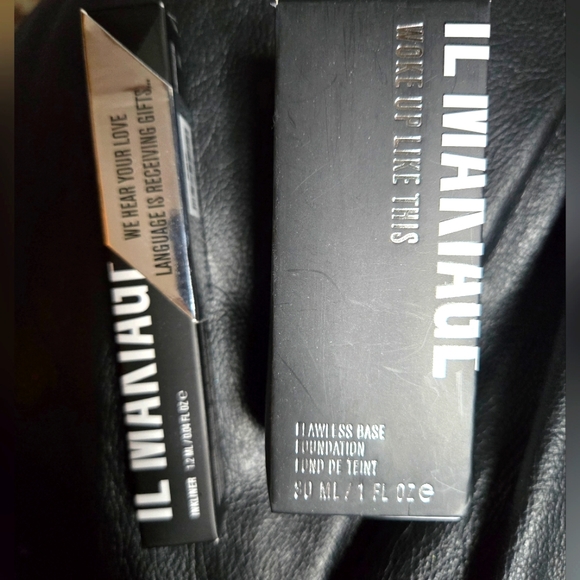 IL MAKIAGE Other - Il Makiage "woke up like this" foundation #105 free eye liner